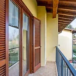 Host4u - Marge Beautiful With Pool And Private Parking In Padenghe Del Garda Апартаменты