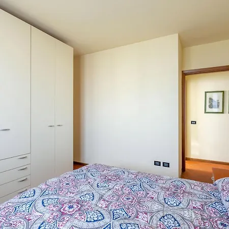 Host4u - Marge Beautiful With Pool And Private Parking In Padenghe Del Garda *